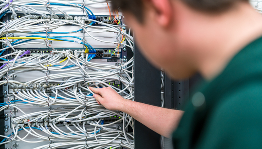 Tätigkeit als EROWA Lehrling Informatik, Infrastruktur