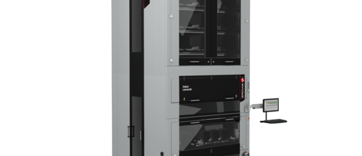 The EROWA Robot Leonardo is a vertical automation system from EROWA with an integrated magazine.