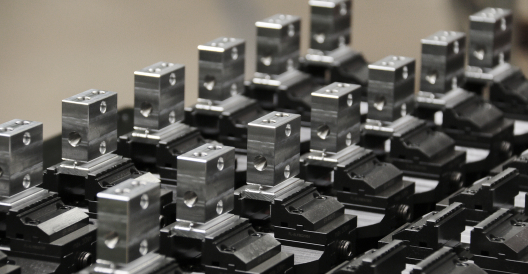 EROWA Blank & Centering Vises for raw parts | EROWA