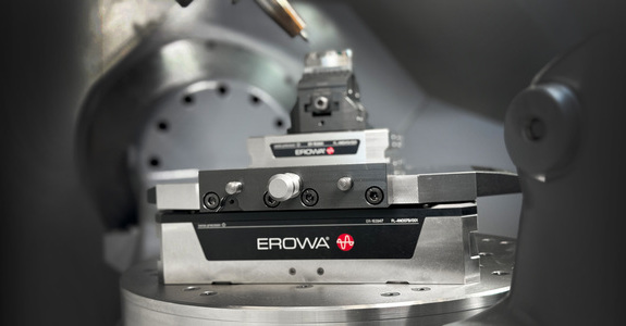 EROWA UPC mit VPC und Rohteilspanner in Fräsmaschine